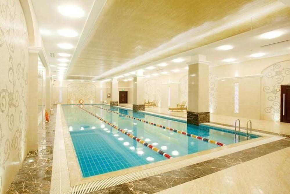 Zhanshan Garden Hotel 青島市 エクステリア 写真